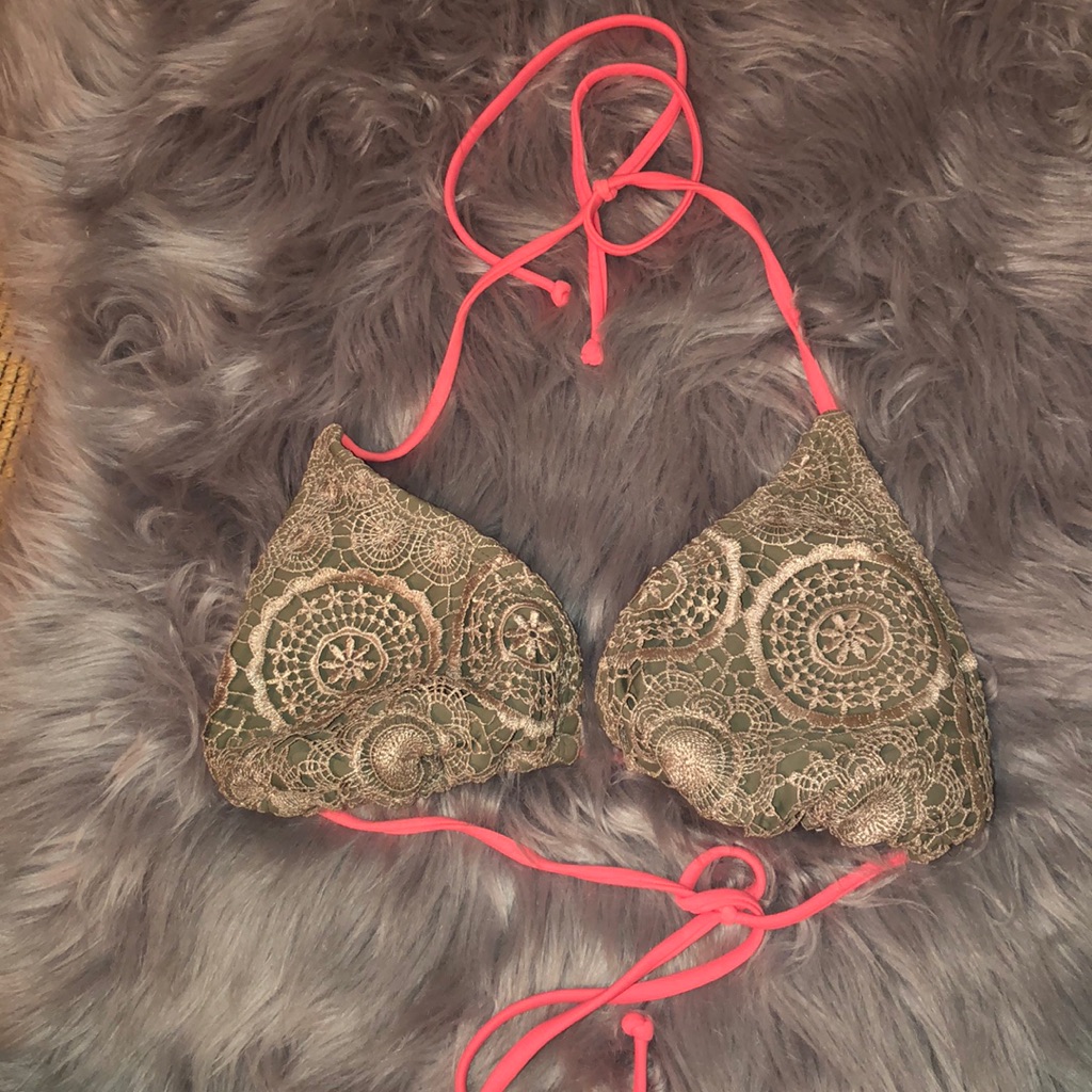 Bikini Top!